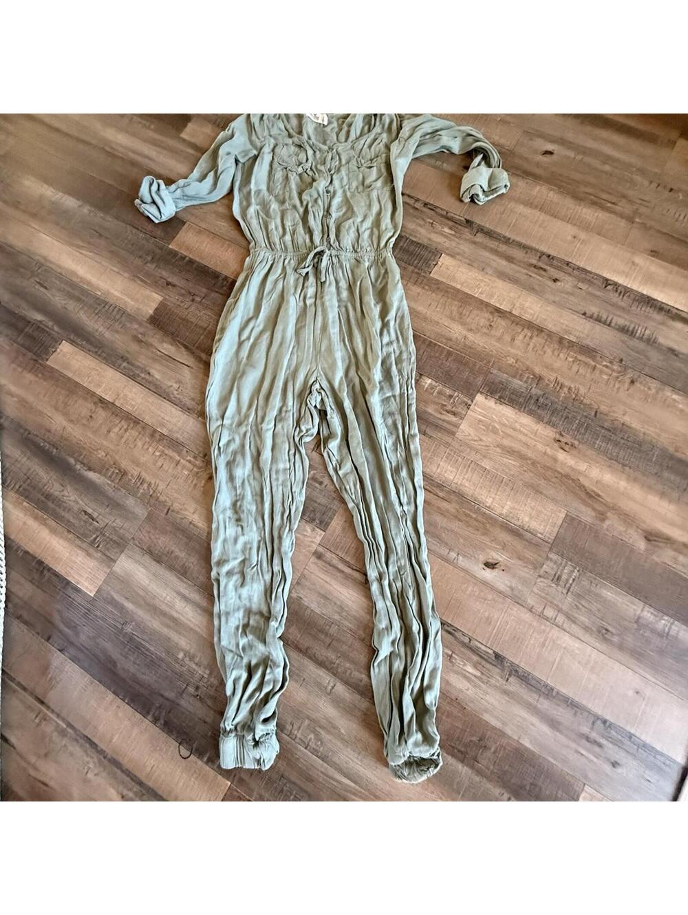 Hollister Long Sleeve Romper Sz Small Green